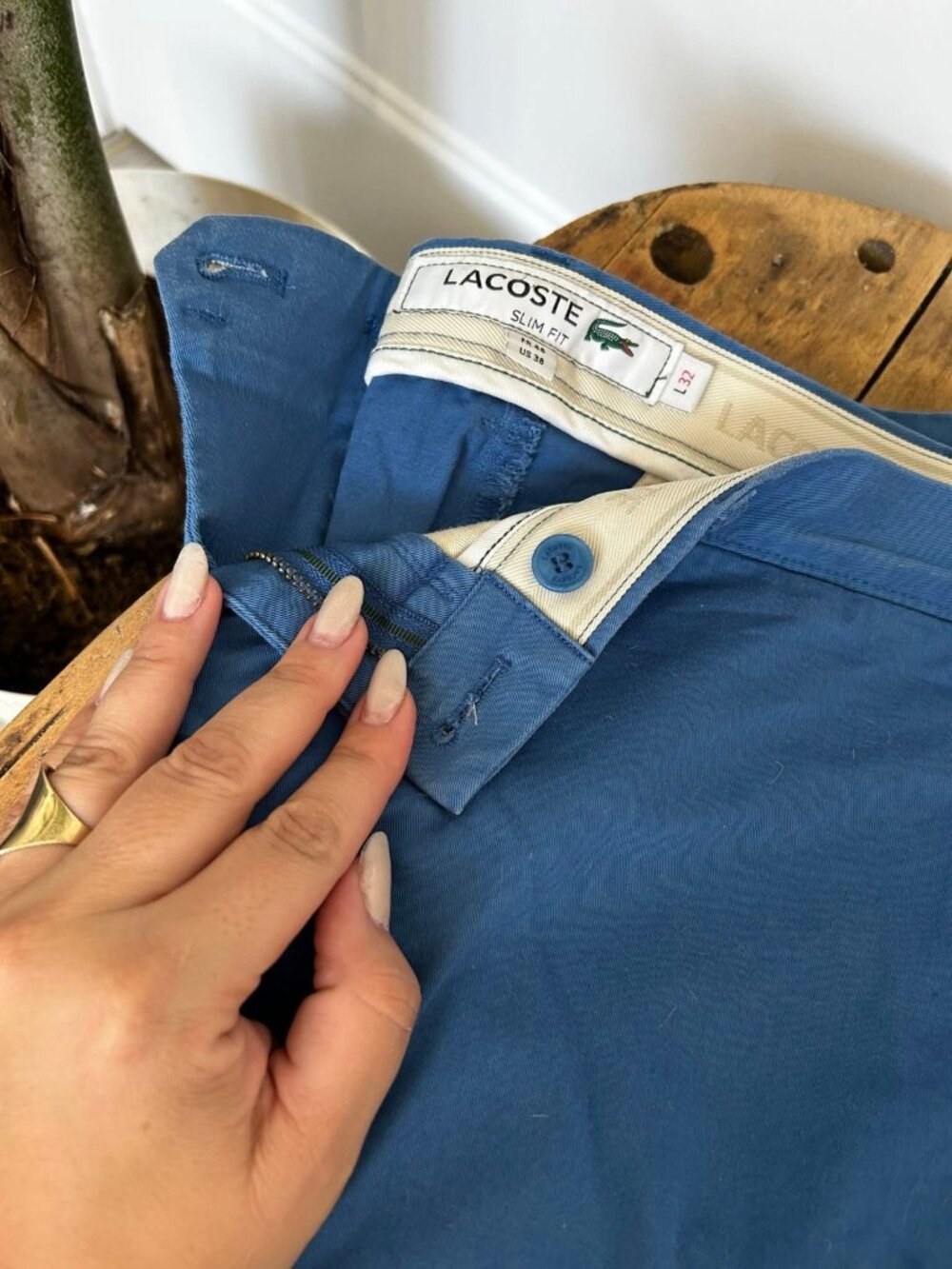 Pantalon Lacoste/ 32 grandeur europeen/ friperie